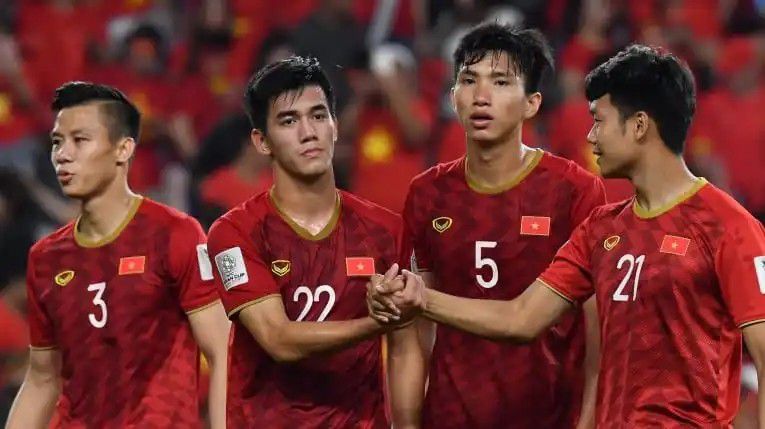 免费人成在线观看播放国产
